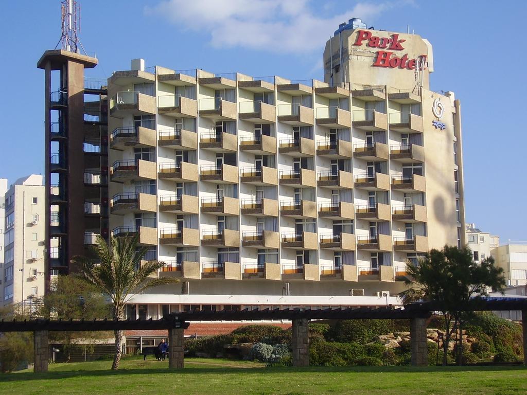 Park Hotel Netanya Esterno foto